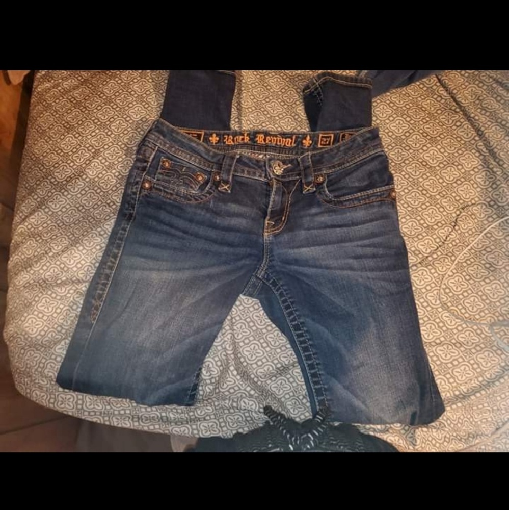 Jeans size 27
